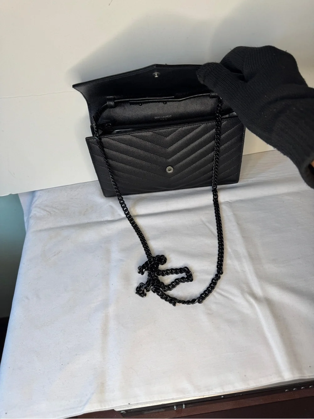 Saint Laurent Black Quilted Chevron Envelope Wallet On Chain